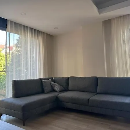 New House At Besiktas Area 伊斯坦布尔